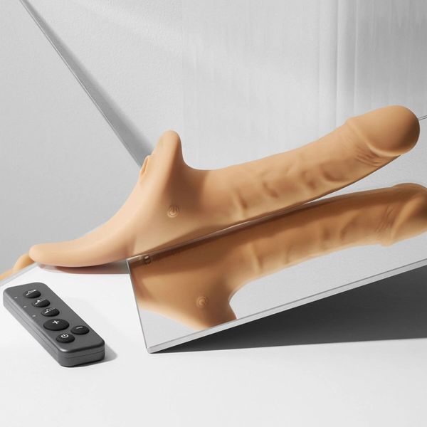 Вібронасадка для страпону з вакуумною стимуляцією Strap-On-Me Multi Orgasm Realistic Dildo M Vanilla SX4036 фото