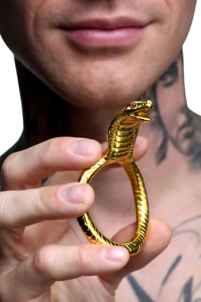 Ерекційне кільце з головою кобри Master Series: Cobra King Golden Cock Ring SO8799 фото